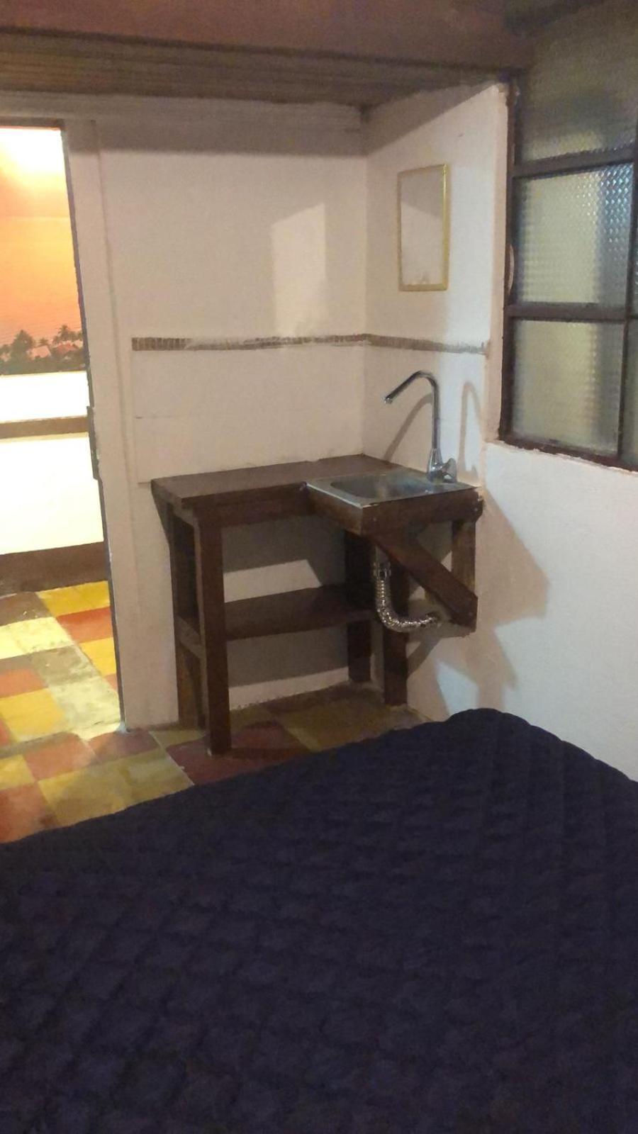 Kamazoztz Hostel And Travel Antigua Екстериор снимка