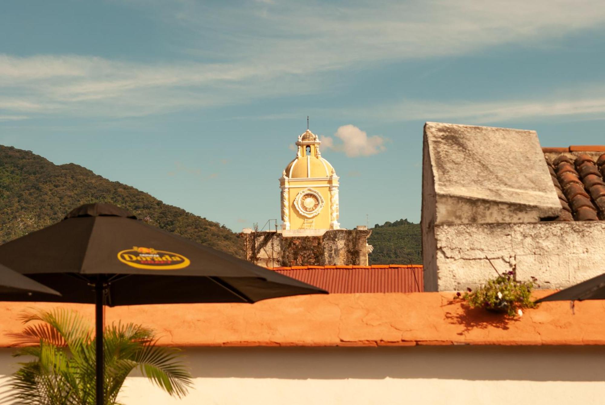 Kamazoztz Hostel And Travel Antigua Екстериор снимка